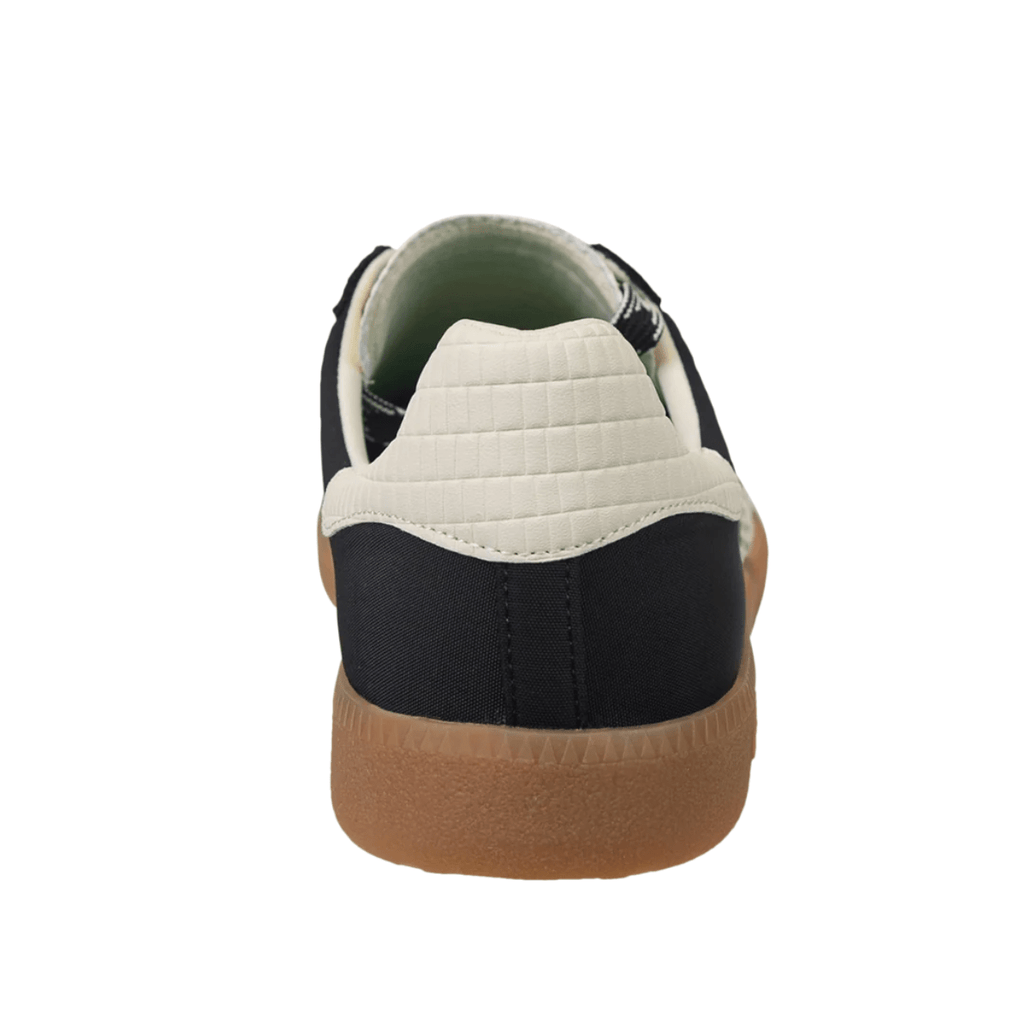 Ghost Sneaker