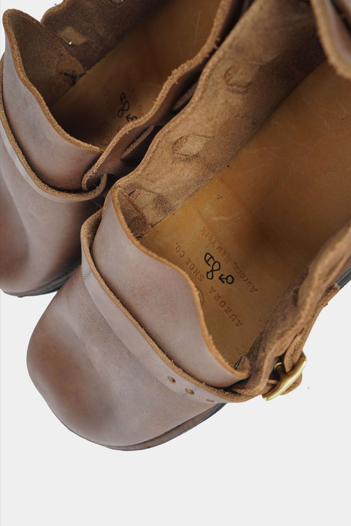Men's Middle English Brown