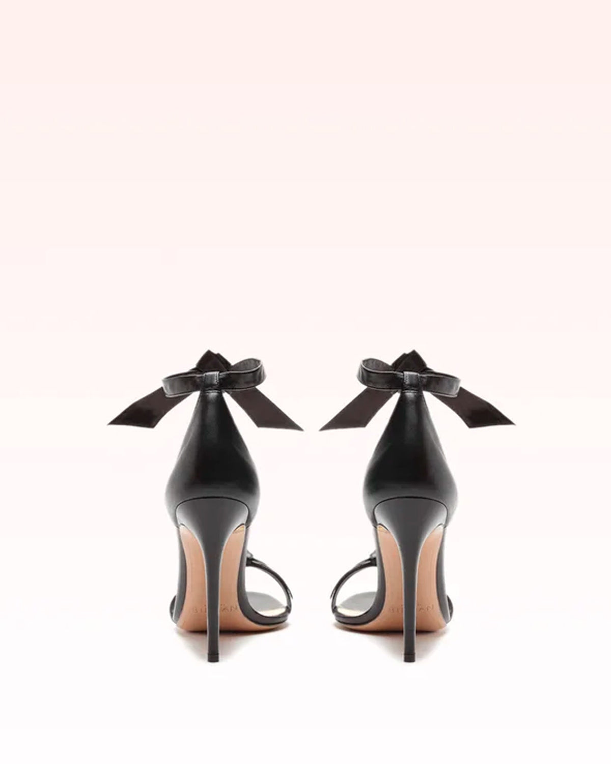 Clarita 100 Black
