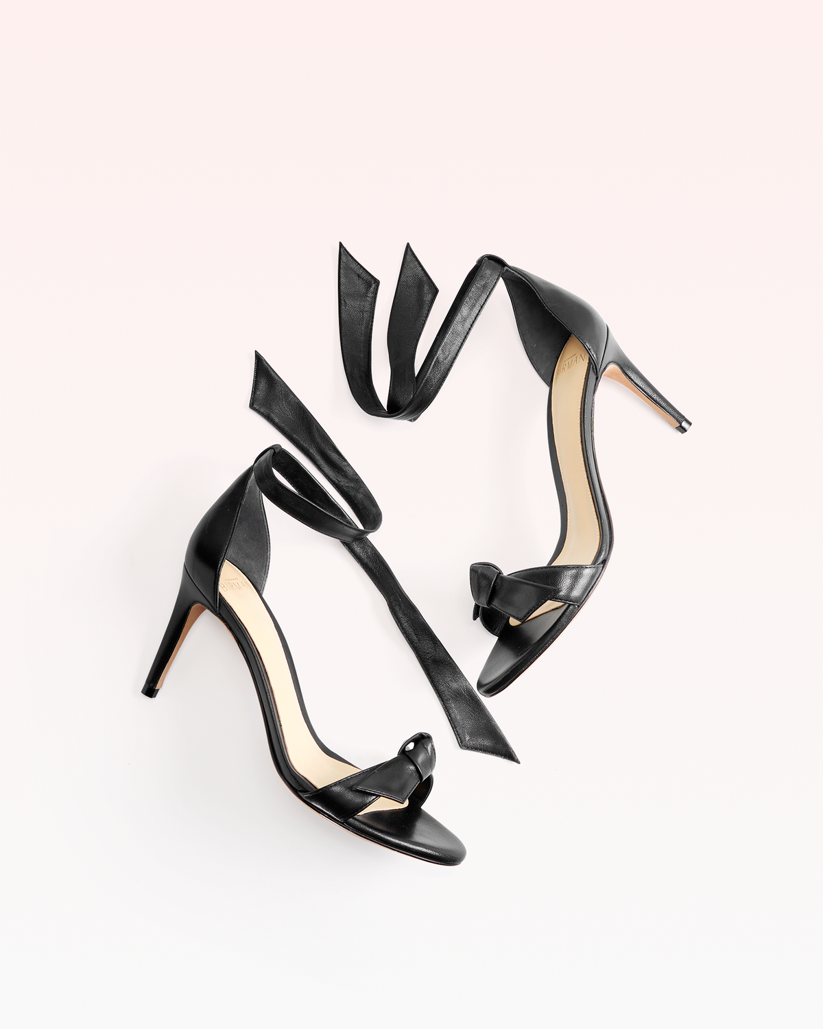 Clarita 75 Black