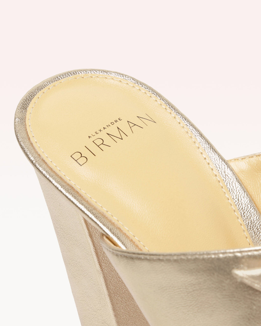 Nolita 90 Golden