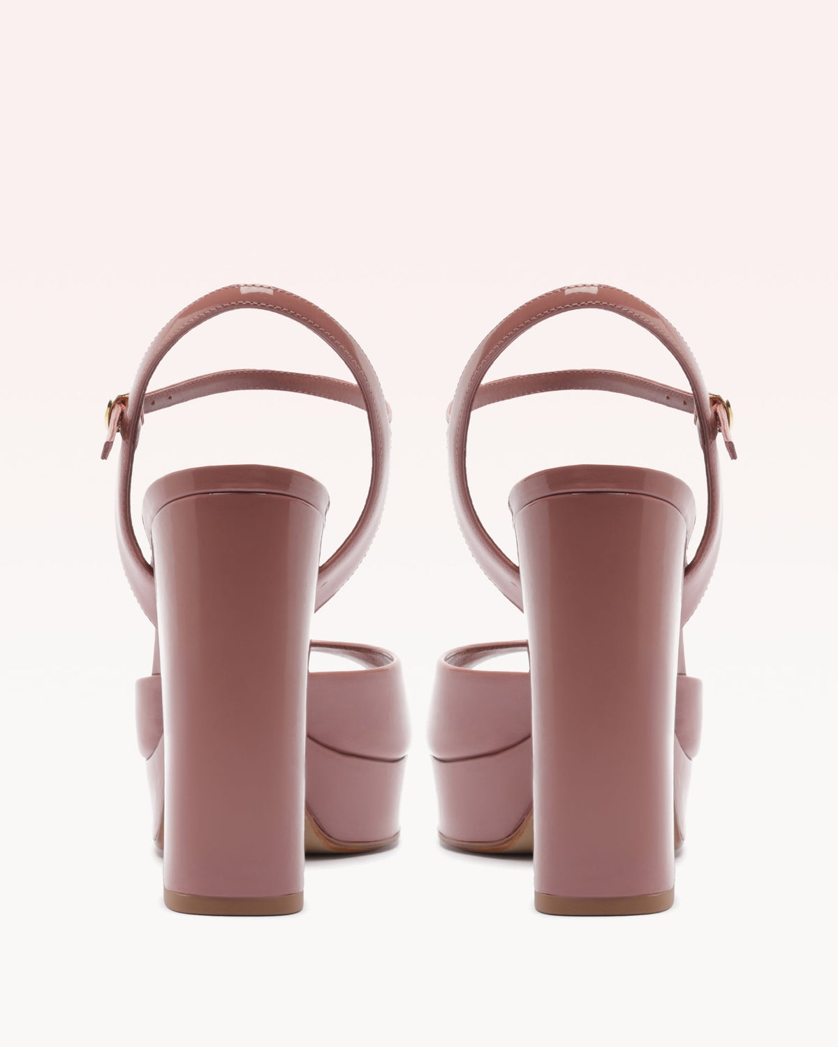 Amy 120 Clay