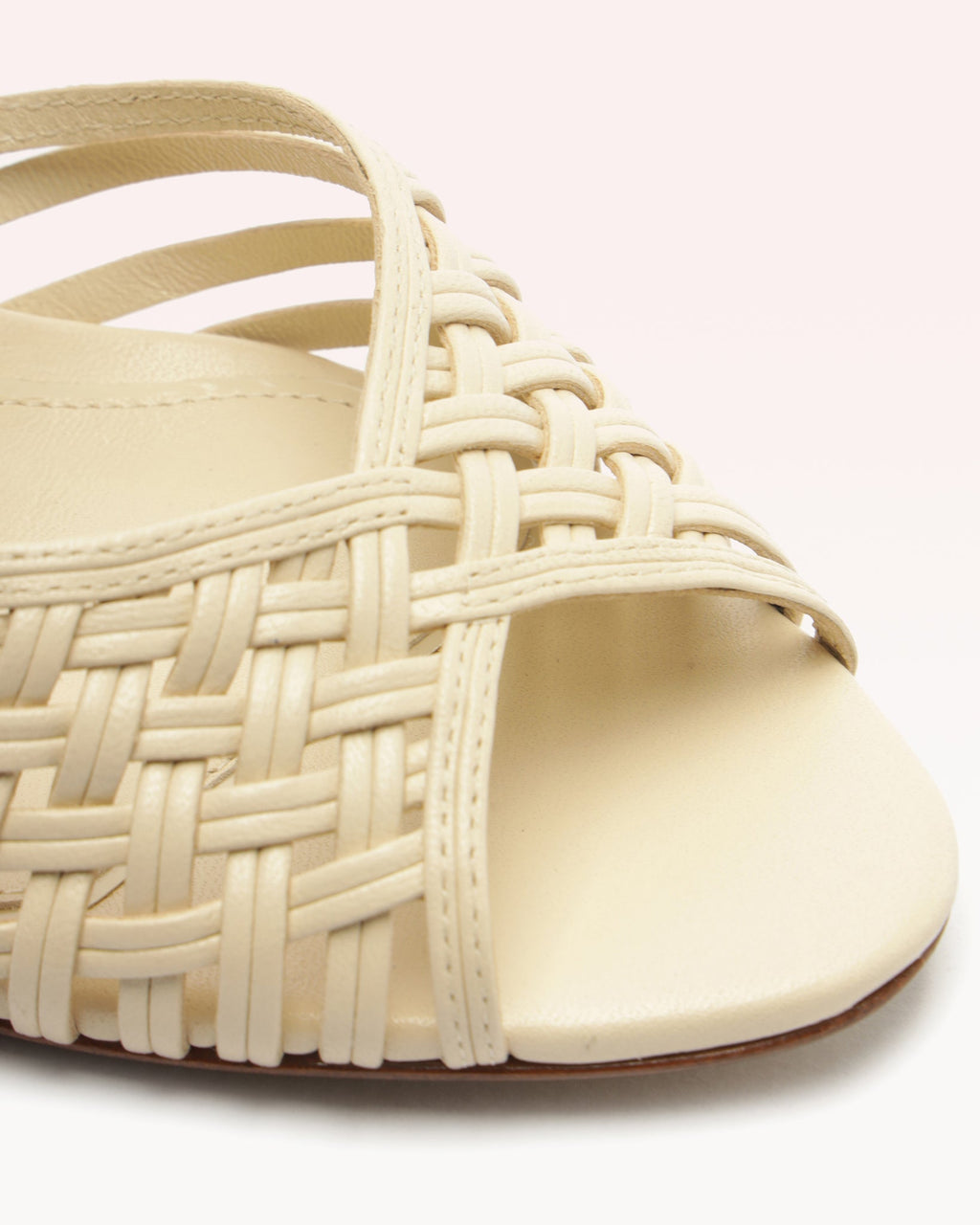 Lilian 75 Eggshell