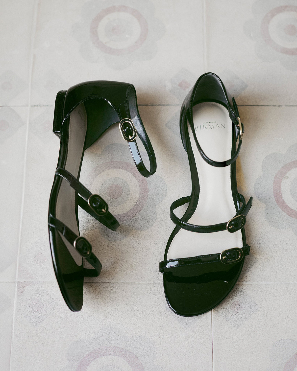 Poppy Flat Black