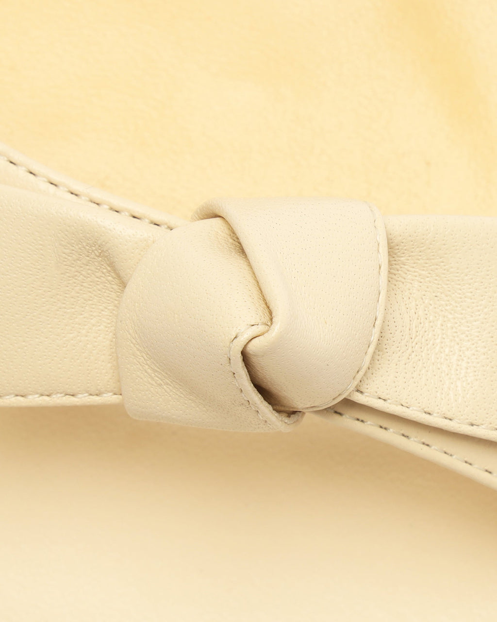Clarita 30 Eggshell
