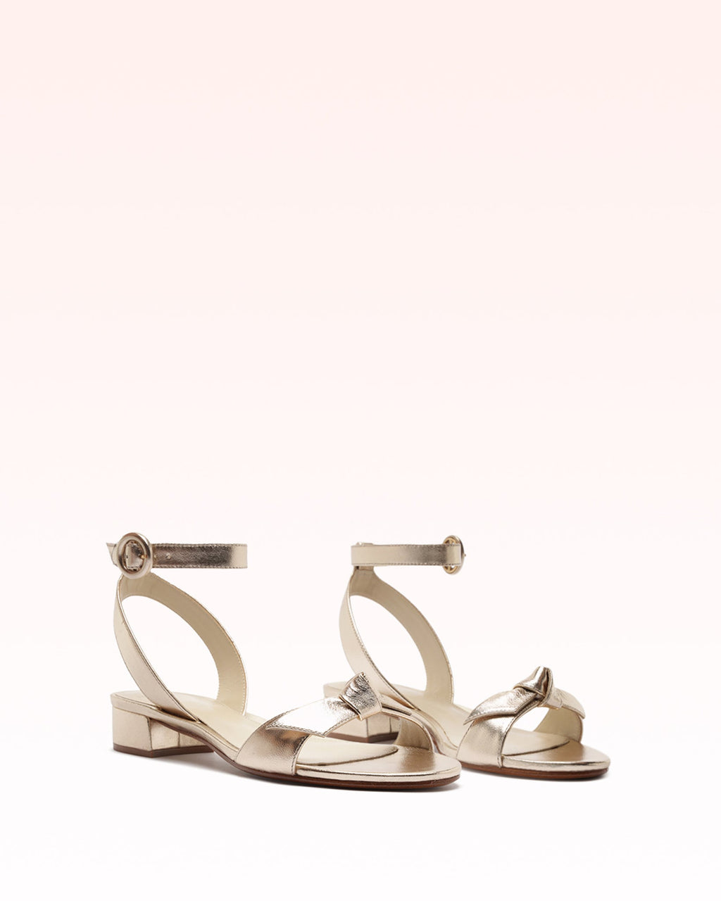 Clarita 30 Golden
