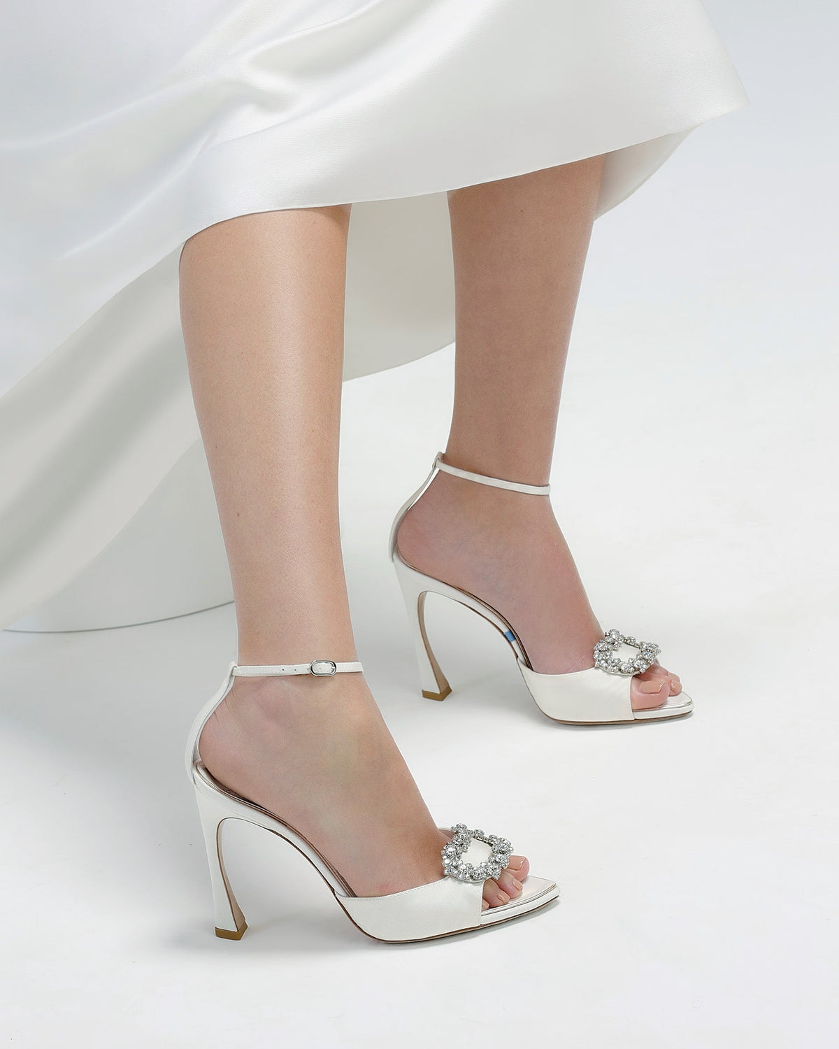 Isla Crystal Bridal 100 Off White
