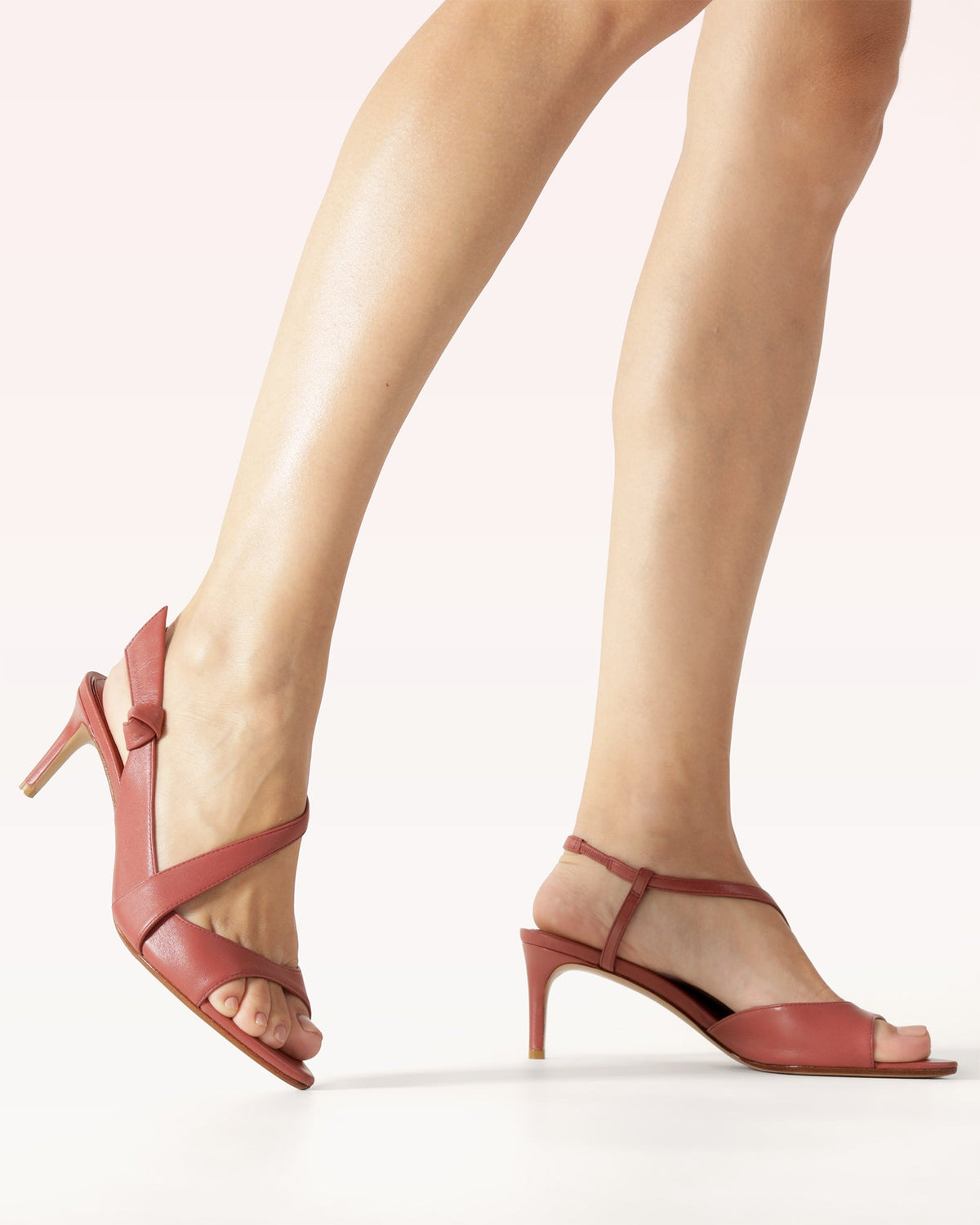 Clarita Asymmetric Sling 60 Ambar