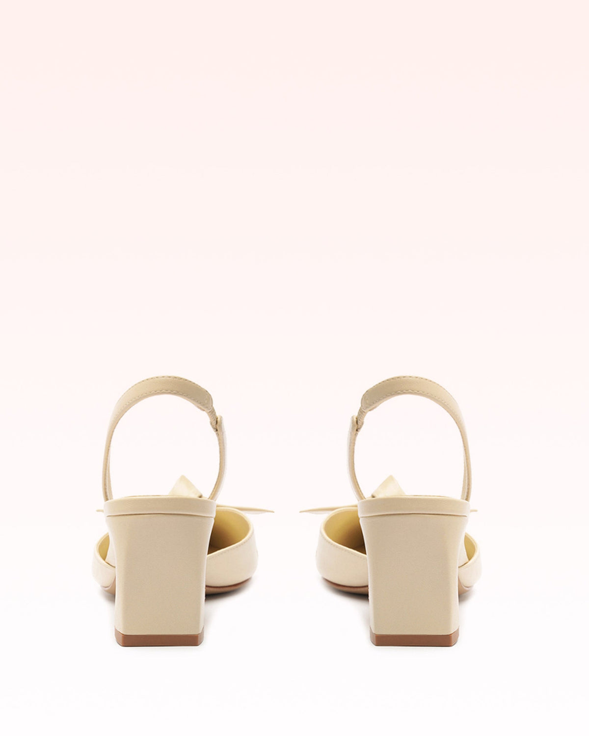 Clarita Arch 60 Eggshell