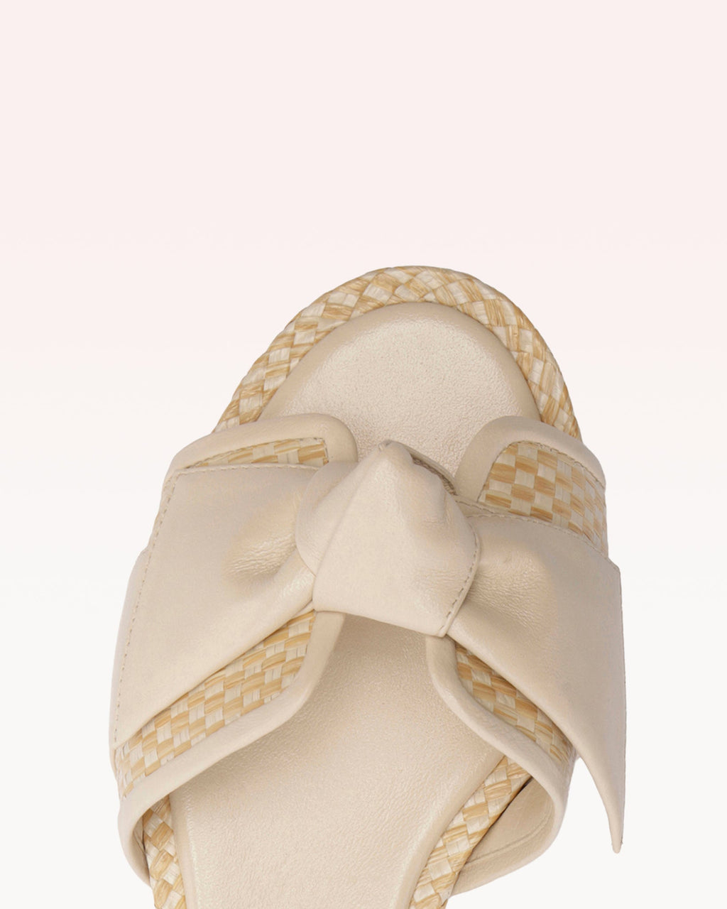 Maxi Clarita Raffia Flat Shell