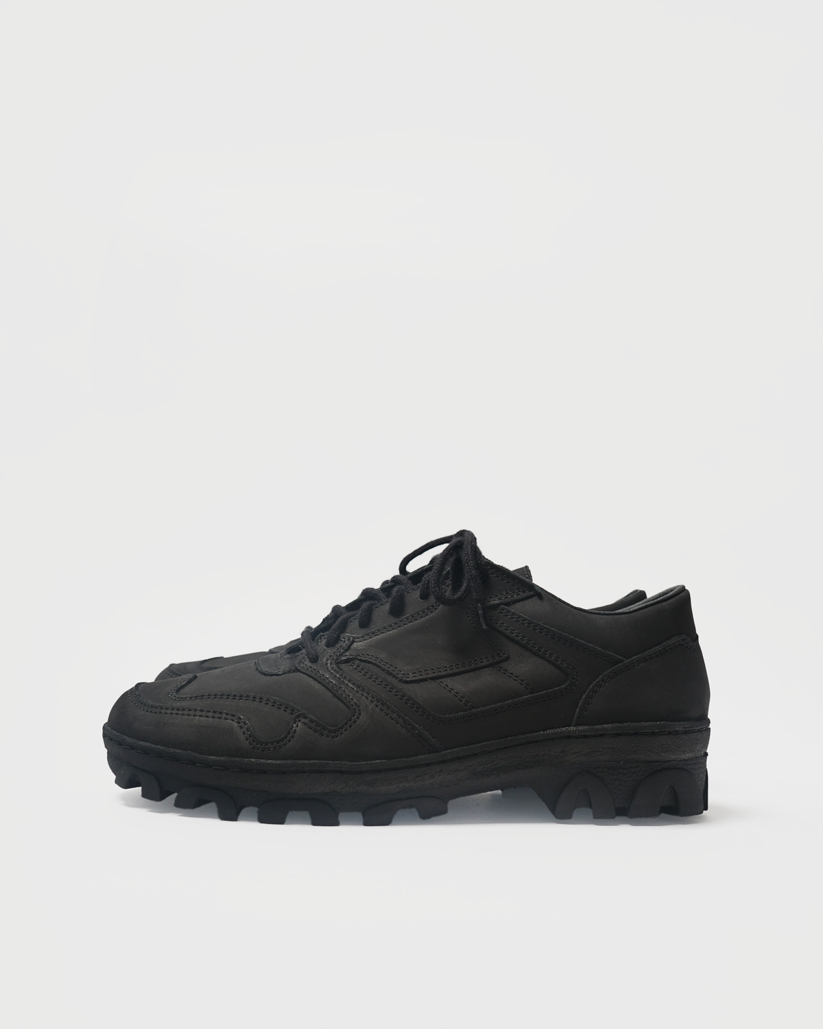 British Military Trainer 1858FG / Black Nubuck