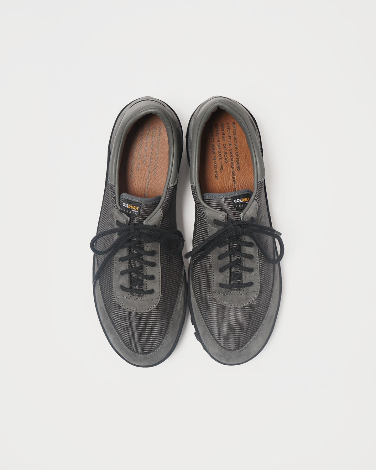 Canadian Military Trainer 1058CNL / Charcoal x Dark Gray