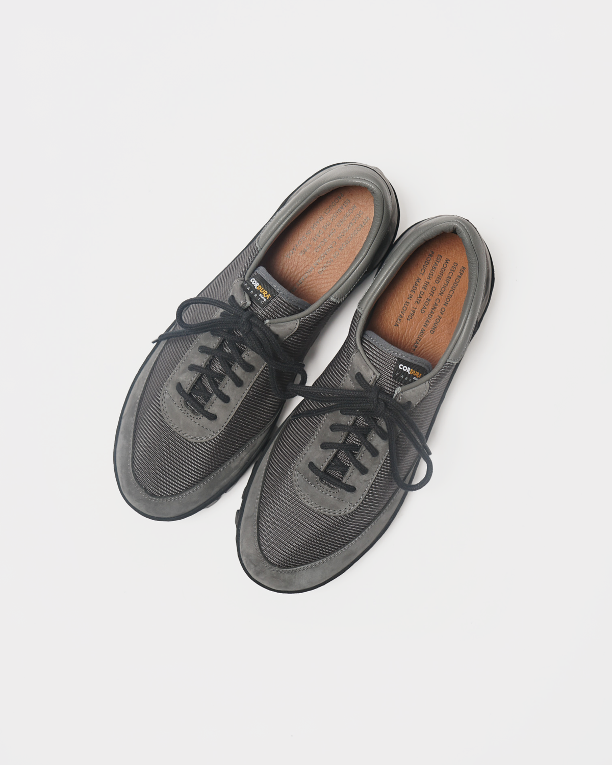 Canadian Military Trainer 1058CNL / Charcoal x Dark Gray