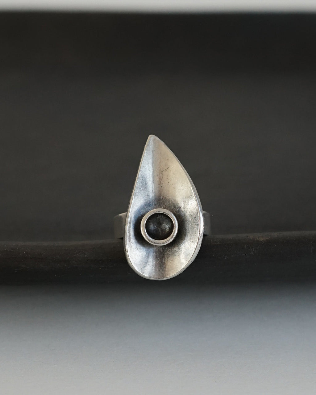 Silver Ring / size: 7