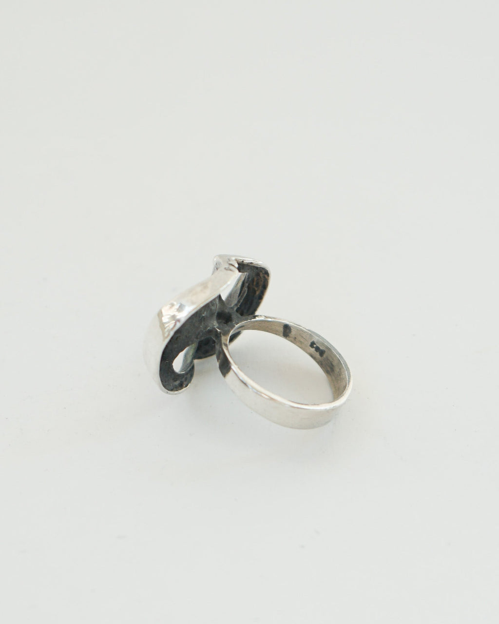 Silver Ring / size: 8