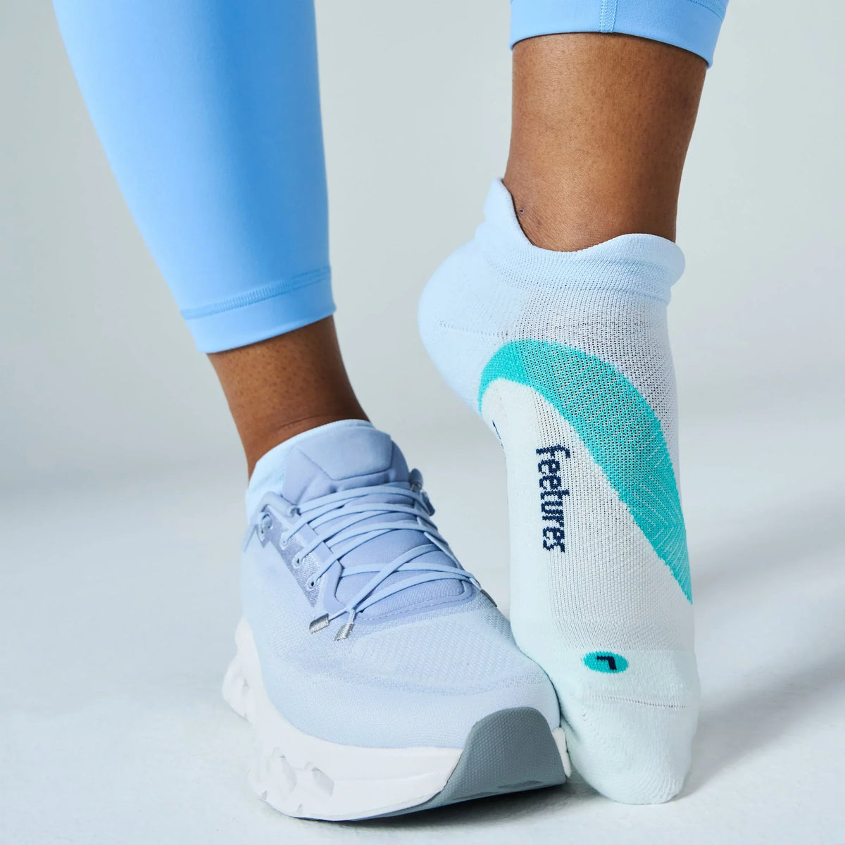 Feetures Socks Elite Light Cushion Tab