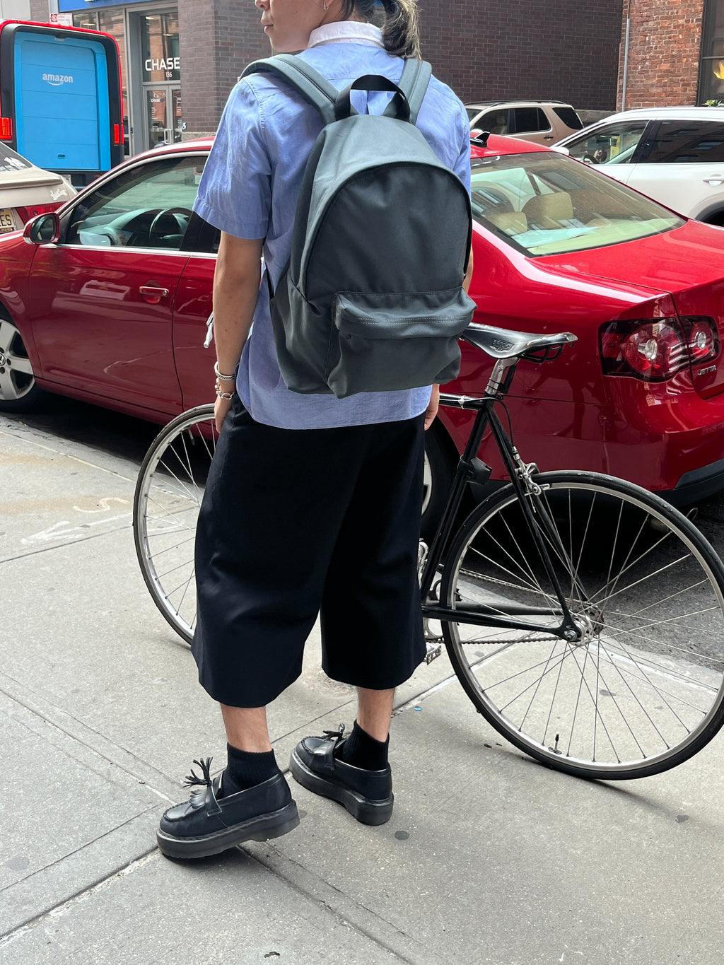 Classic Backpack / Smoke