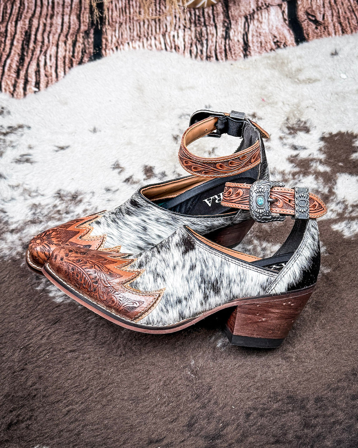 Zora Canyon Mules by Myra Bag
