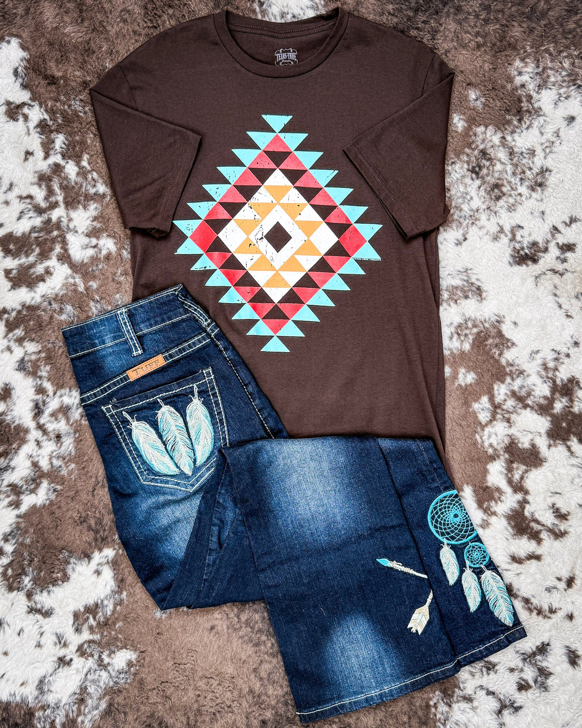 Canyon Lattice Graphic Tee in Chocolate