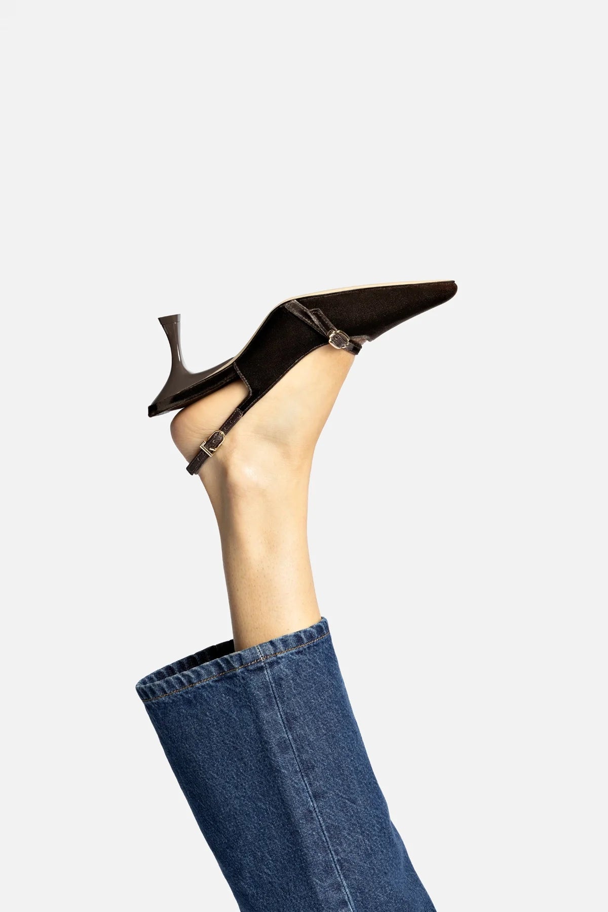 Ines Pump In Expresso Velvet