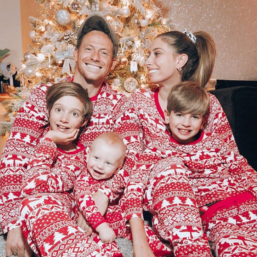 Red and White Snowflake Matching Family Christmas Pajamas-Dog Pajamas Included