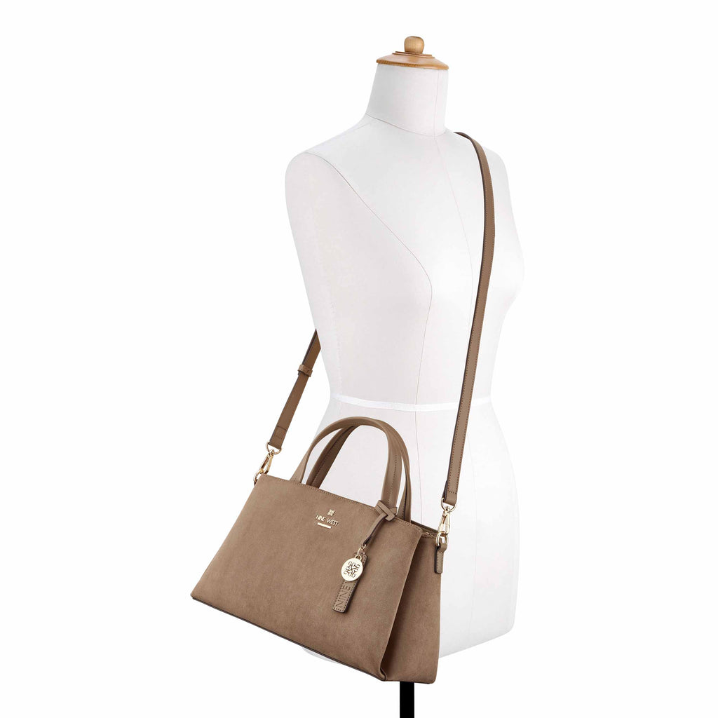 Luela Satchel