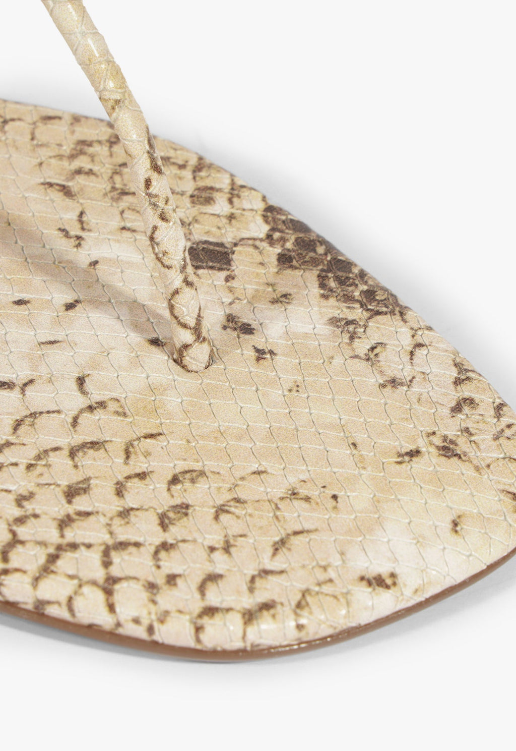Elsha Flat Sandal