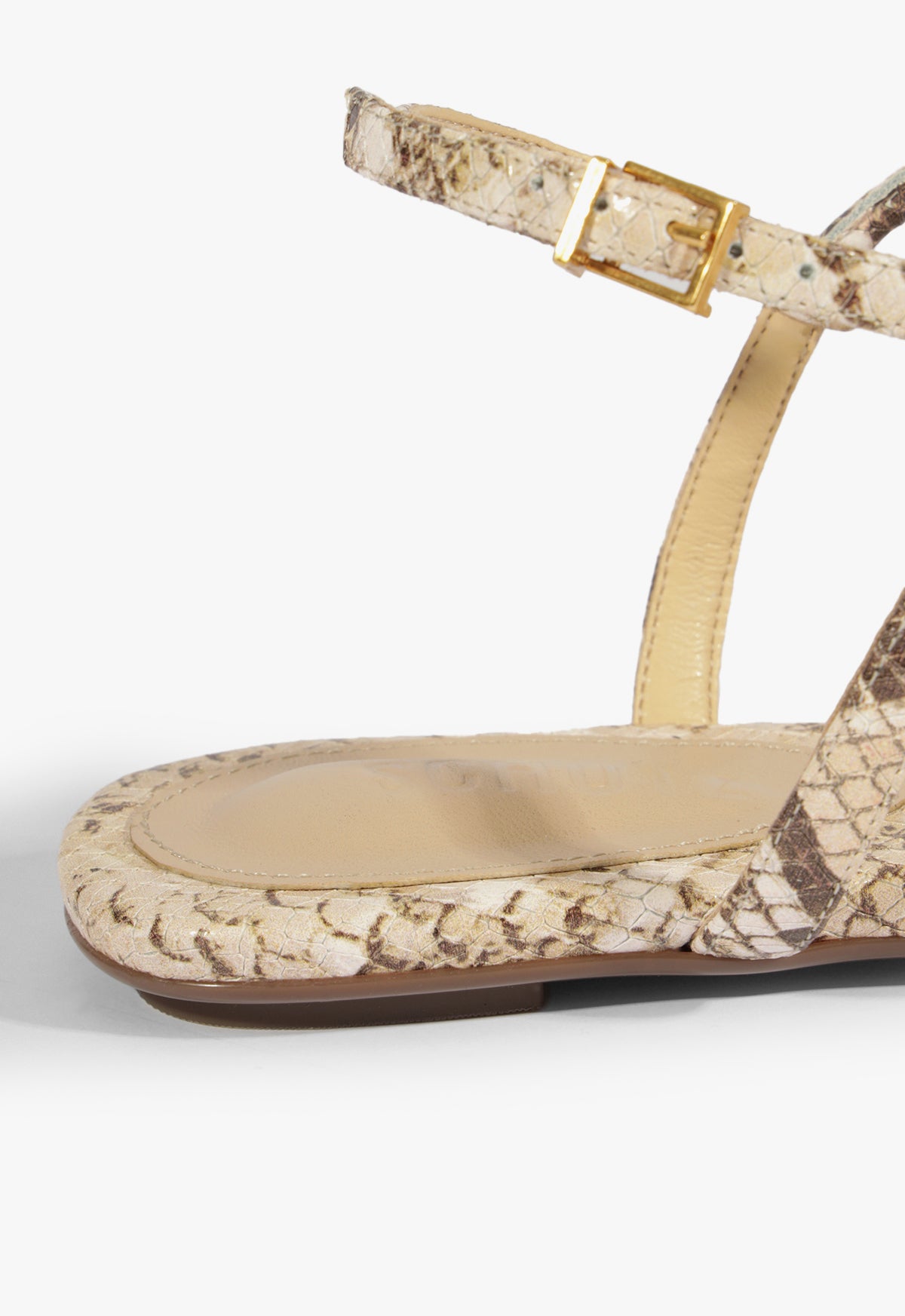Elsha Flat Sandal