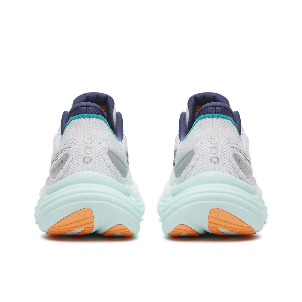 Women's Saucony Triumph 24