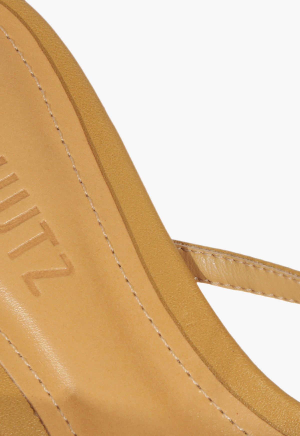 Miriam Sandal