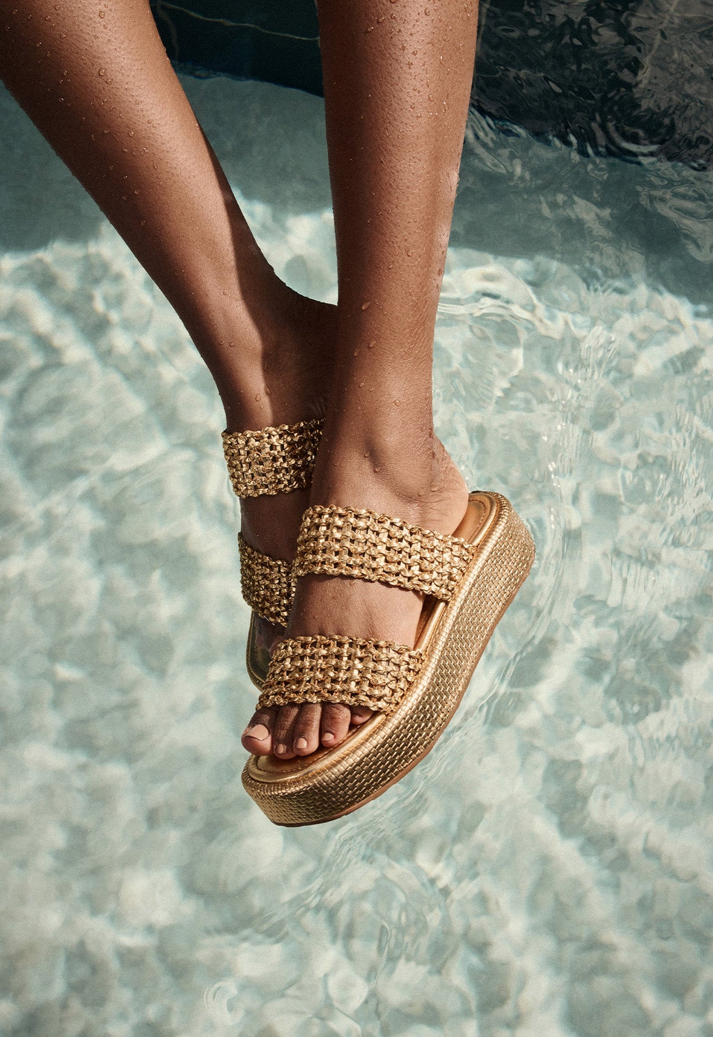 Aberdeen Flatform Sandal