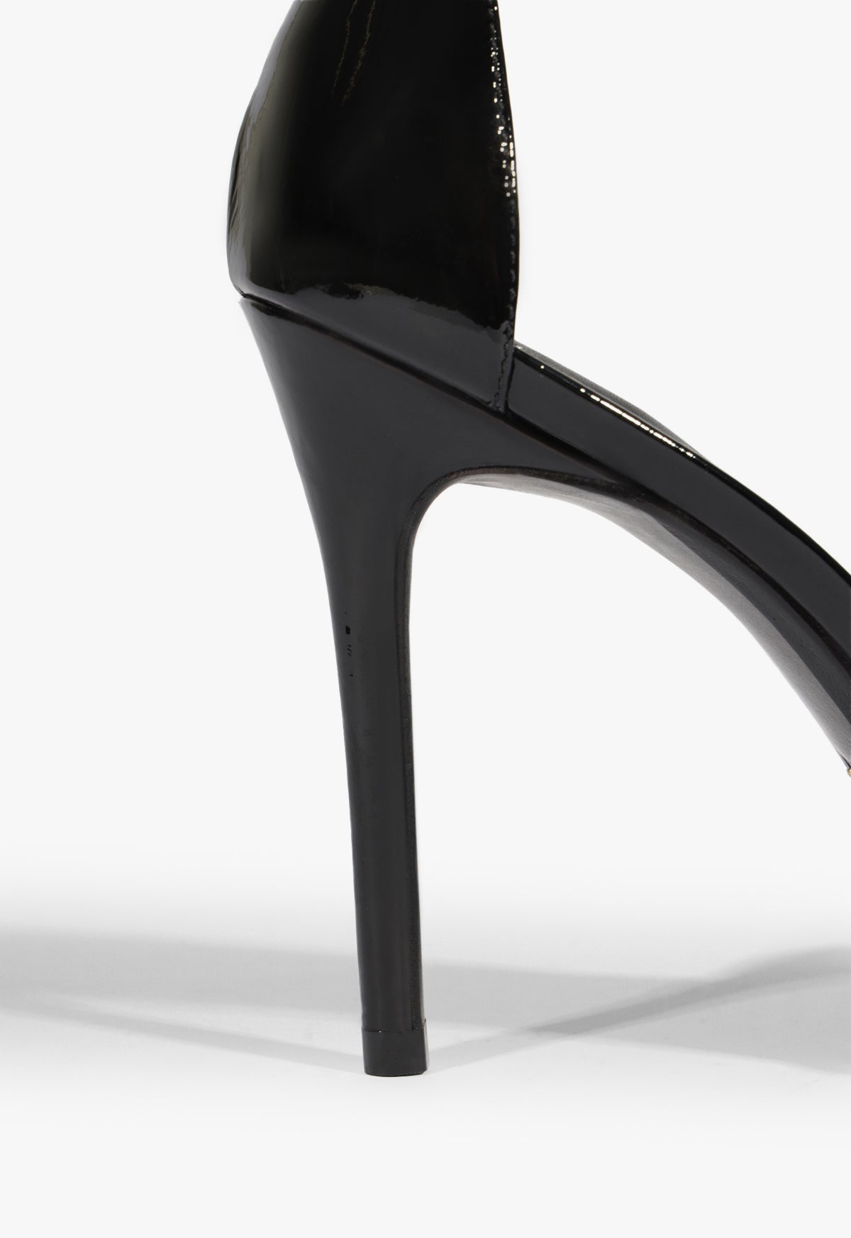 Lena Pump