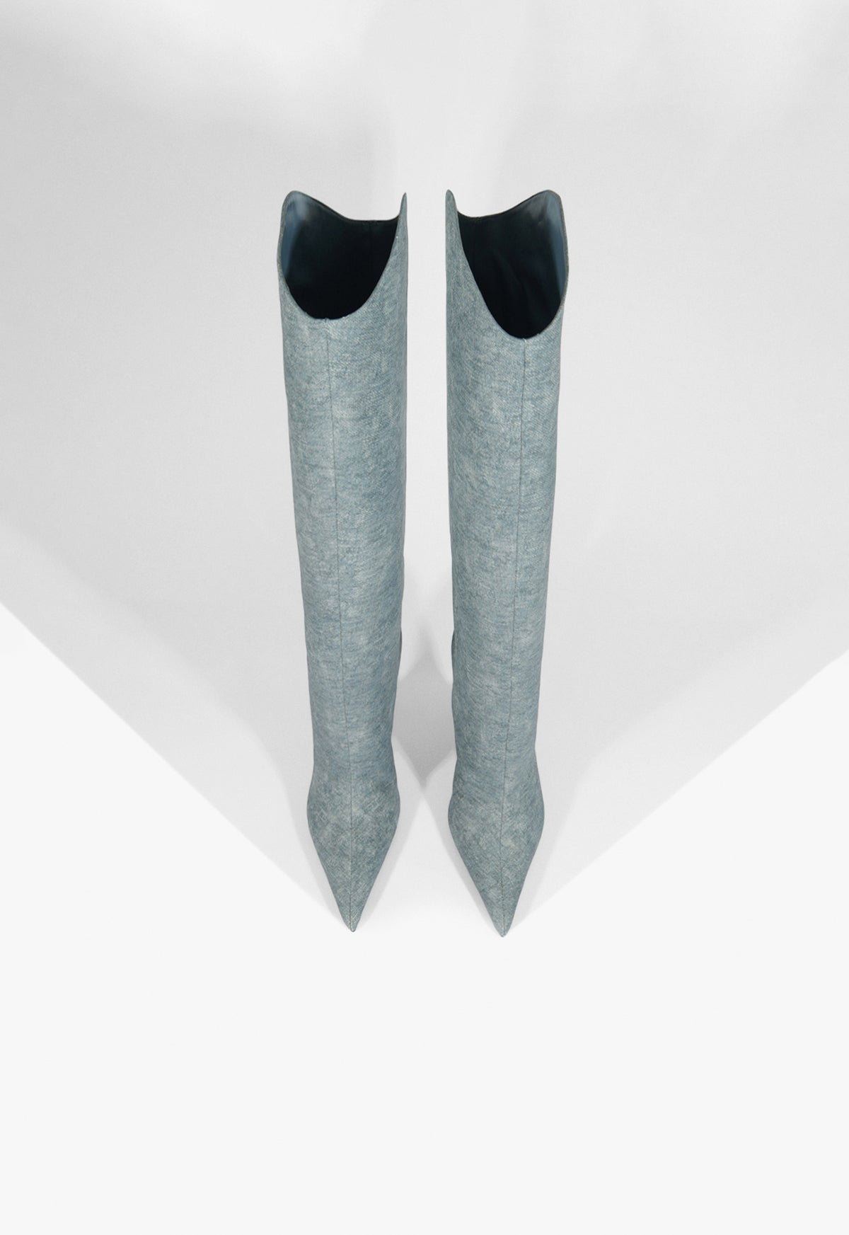 Maryann Up Curve Boot