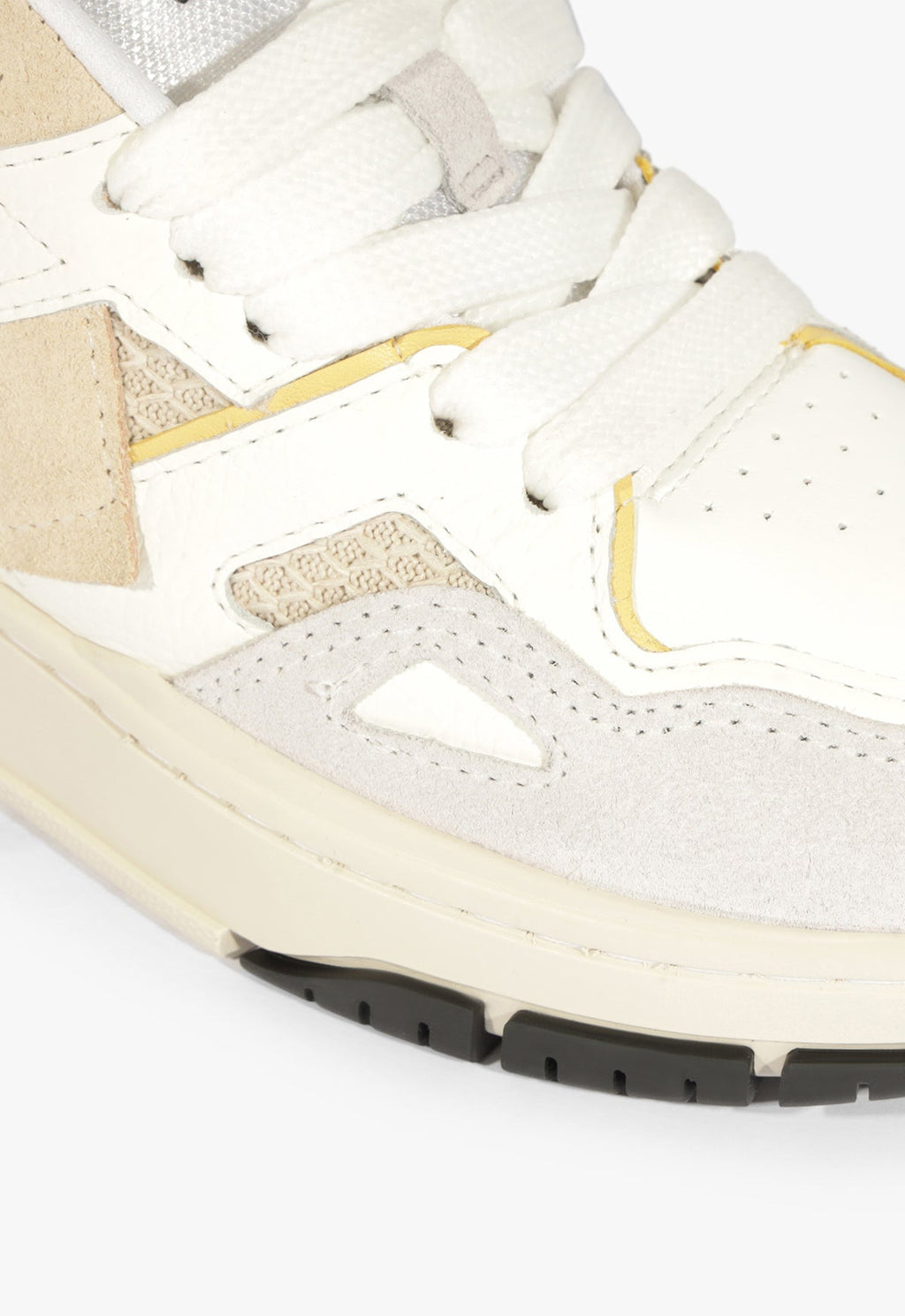 Court 95 Sneaker