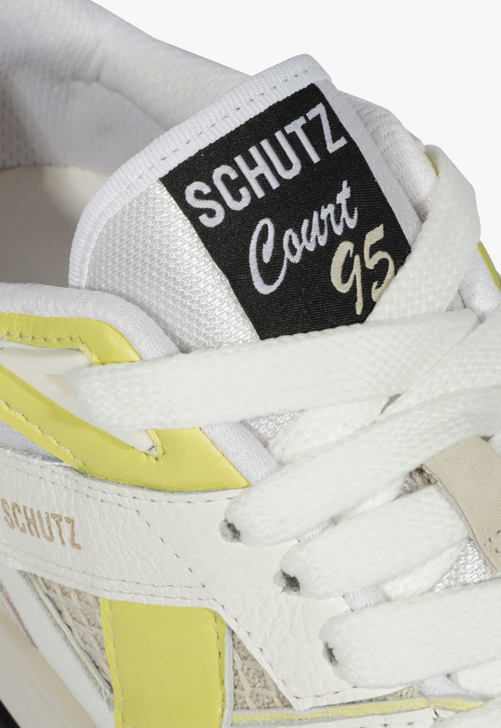 Court 95 Sneaker