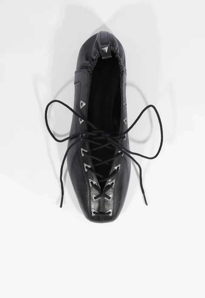 Lola Leather Flat