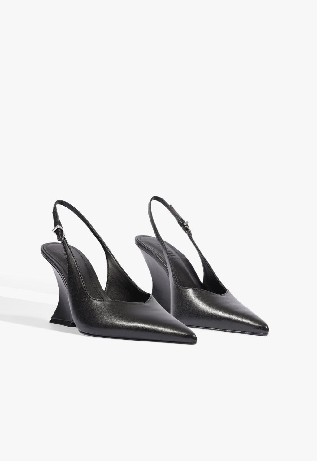 Siena Buckle Leather Pump