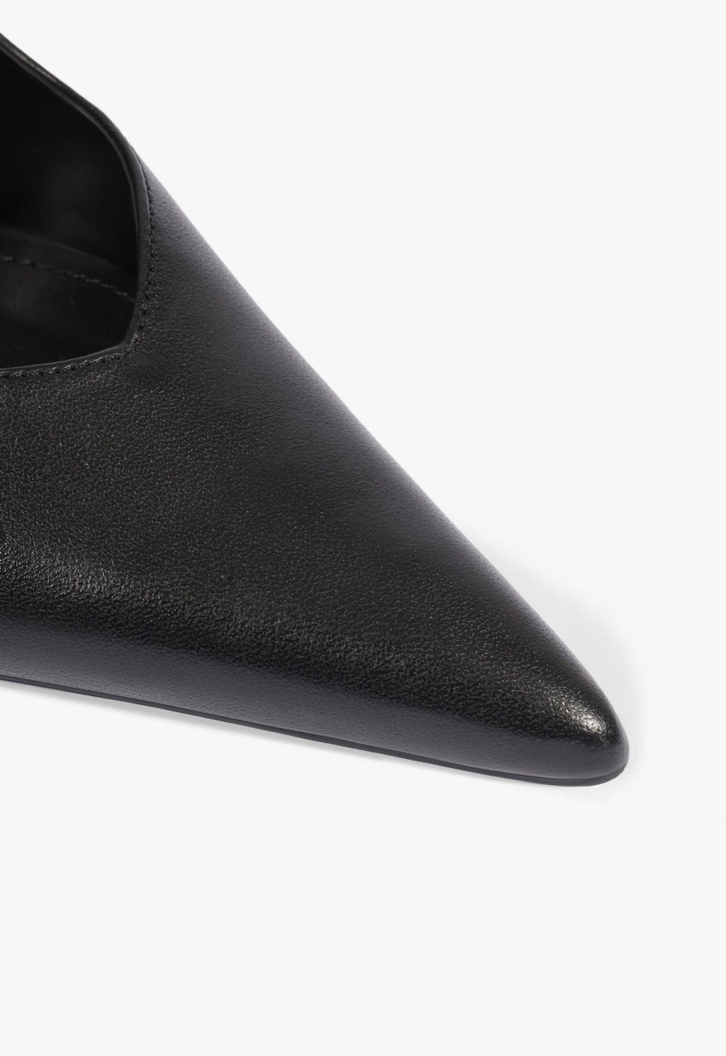 Siena Buckle Leather Pump