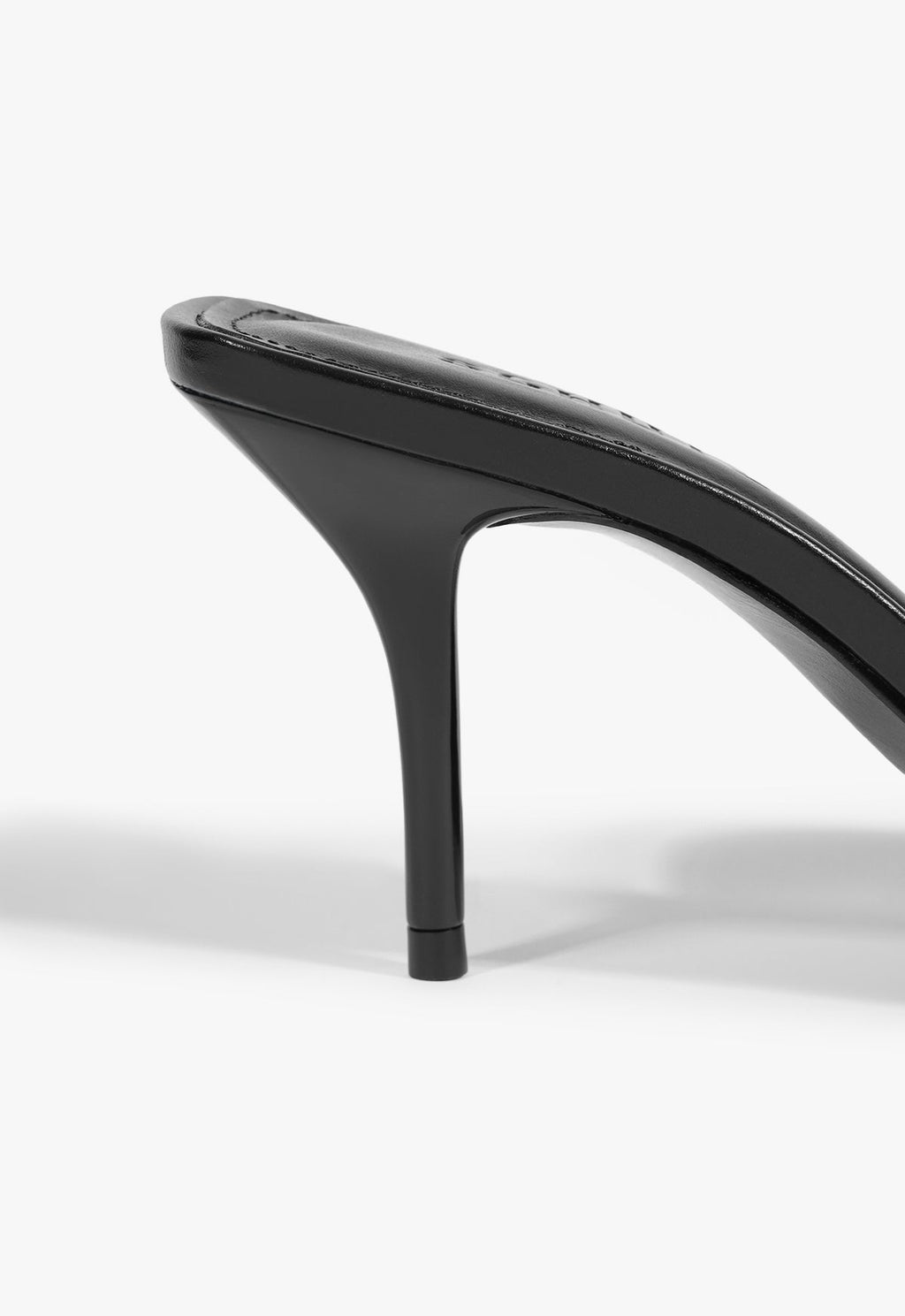 Keefa Leaf Mule Leather Sandal