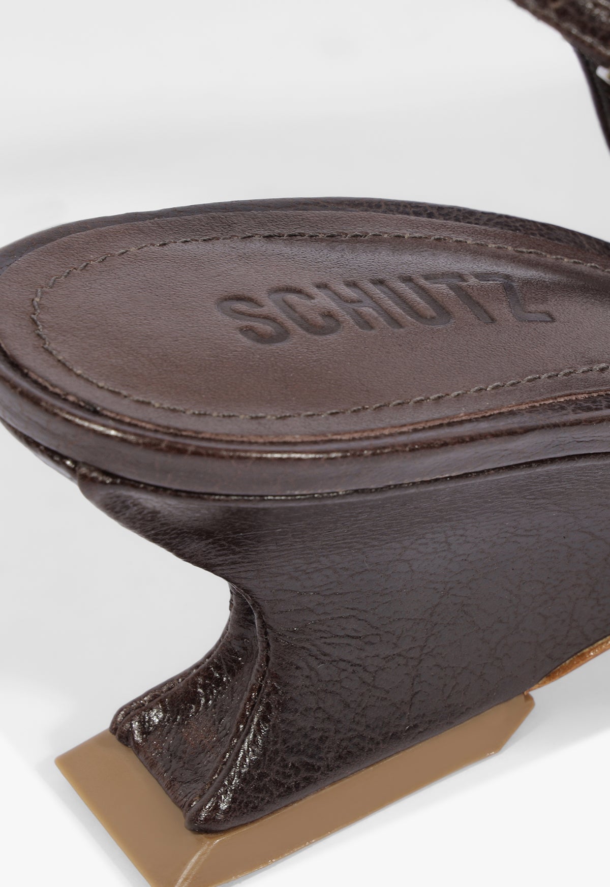 Siena Mid Buckle Leather Pump