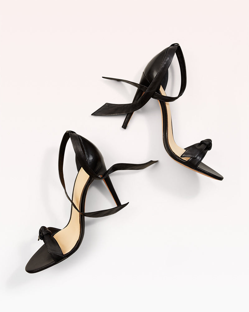 Clarita 100 Black