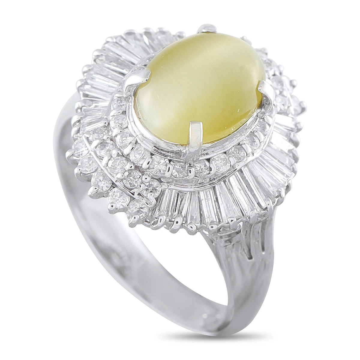 LB Exclusive Platinum 0.82ct Diamond and Cat's Eye Cocktail Ring MF21-082526