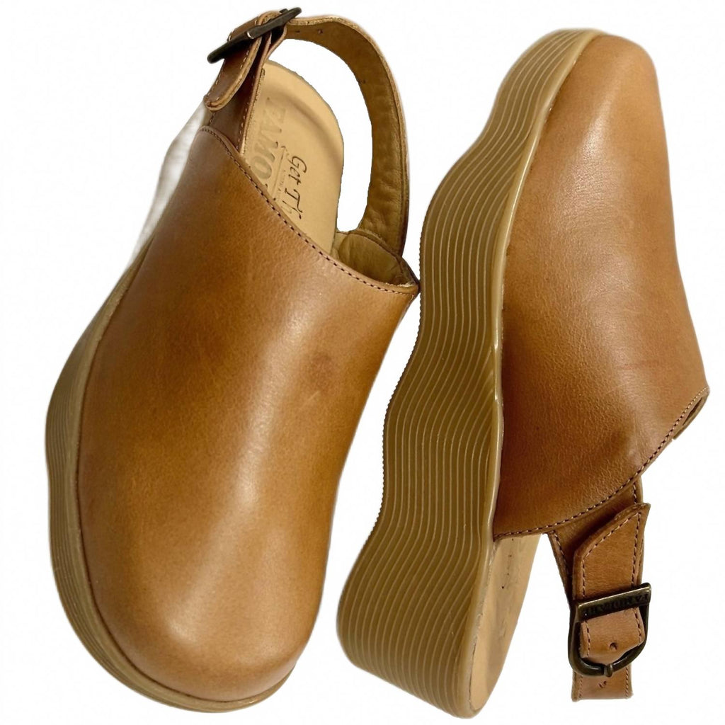 Women's Heaven Clogs In Honey