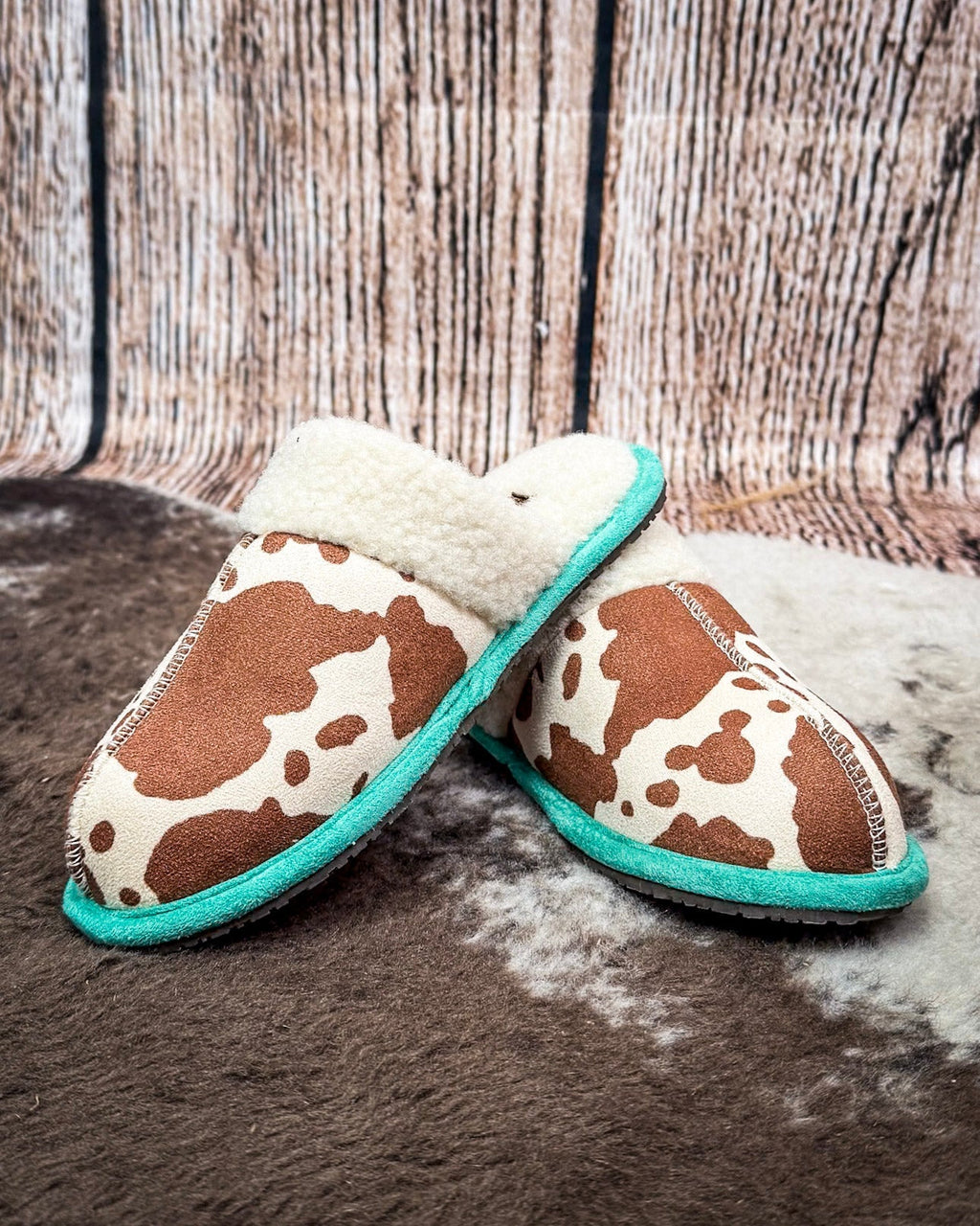 Alala Slipper in Cream Tan by Very G