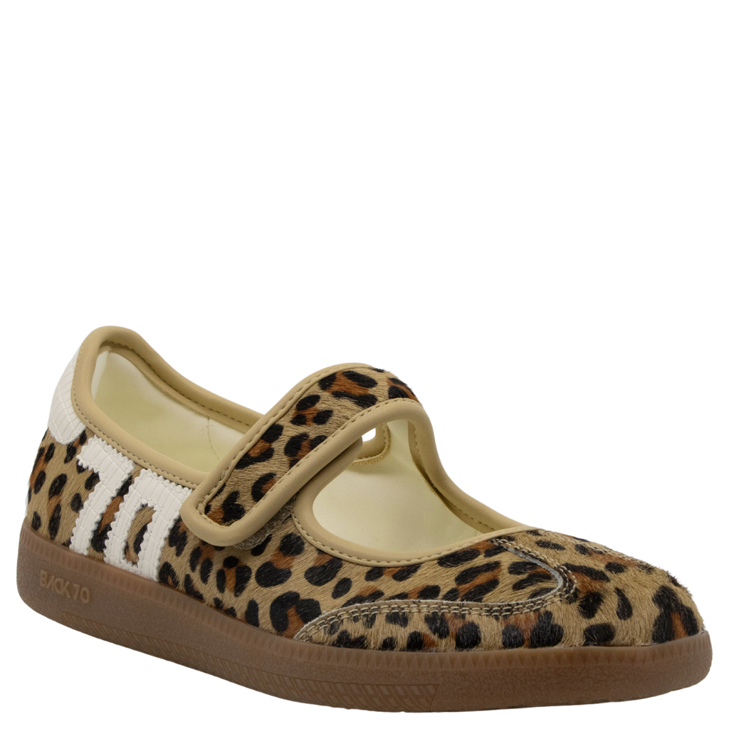 AYA in LEOPARD MILK Sneakerina