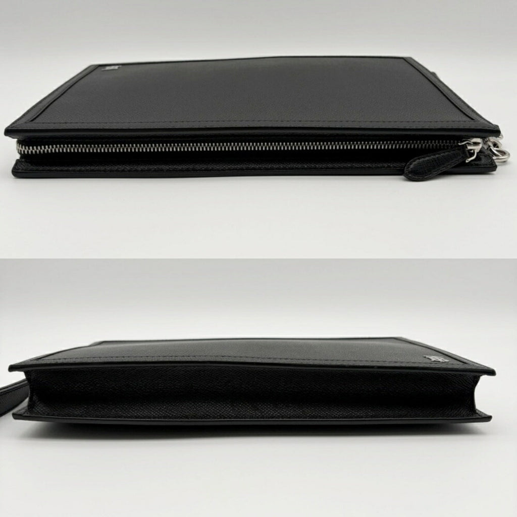 Burberry Leather Clutch Bag (Pre-Owned)