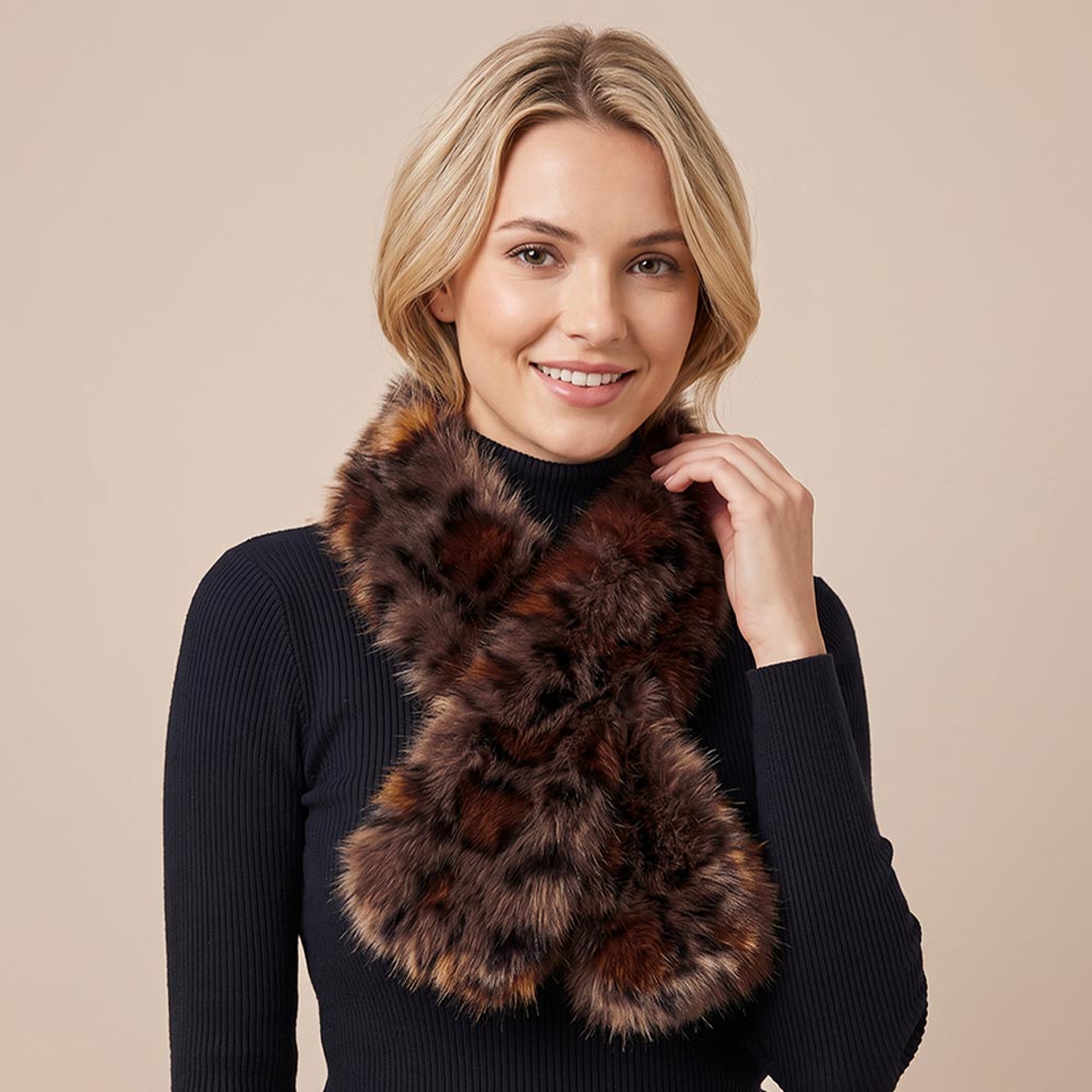 Plush Faux Fur Animal Pattern Pull-Through Winter Scarf