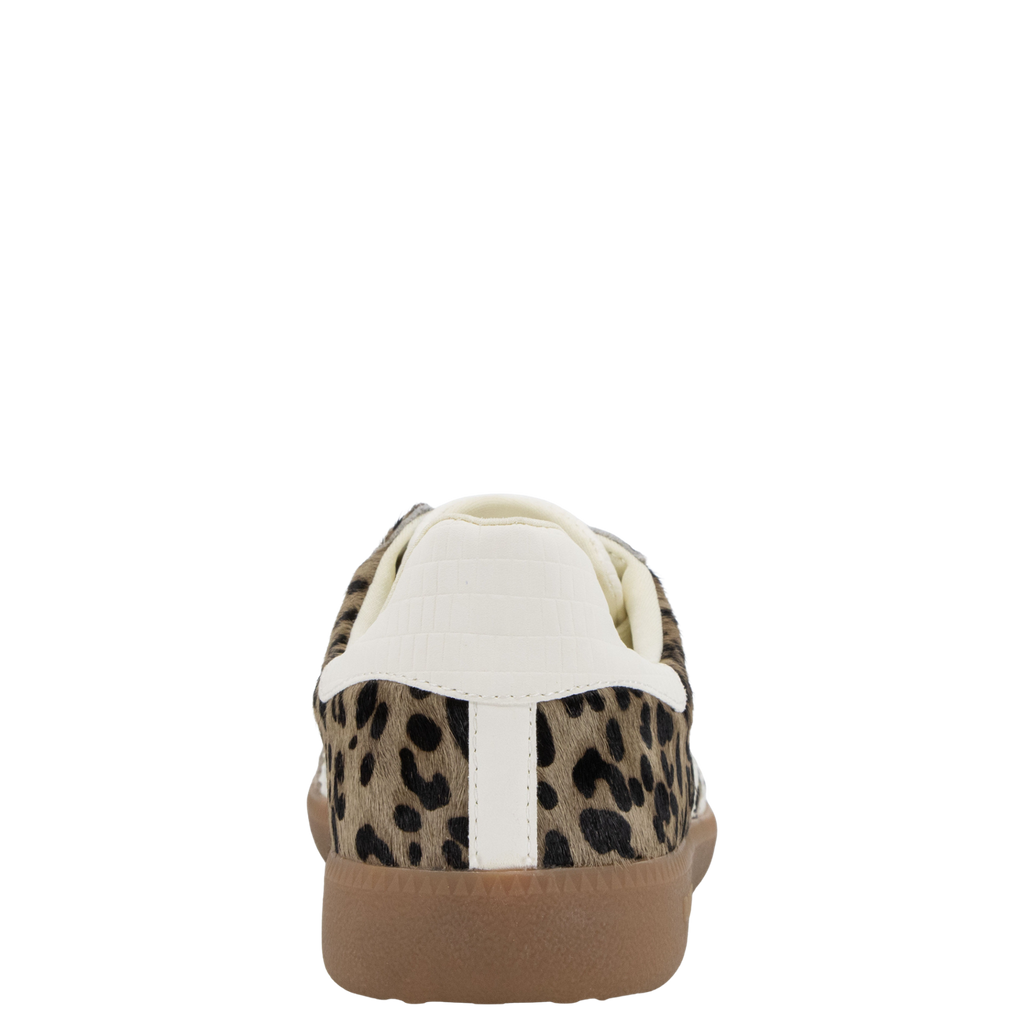 CLOUD P in LEOPARD TAUPE MILK Sneakers