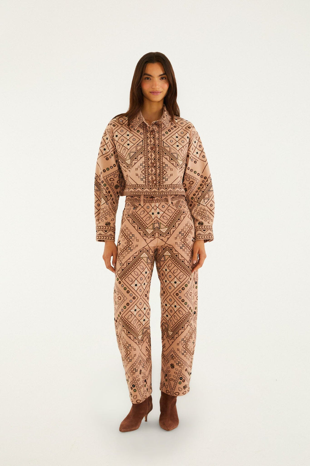 Beige Cosmopolitan Collared Crop Jacket
