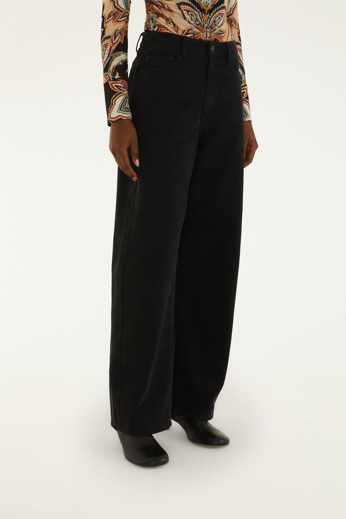 Black Richelieu Denim Trousers